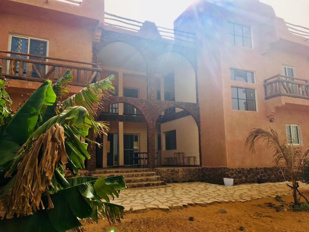 Bed and Breakfast Ker Lep Jamm - Chez Moussa Et Cinzia Тоубаб-Діалоу Екстер'єр фото